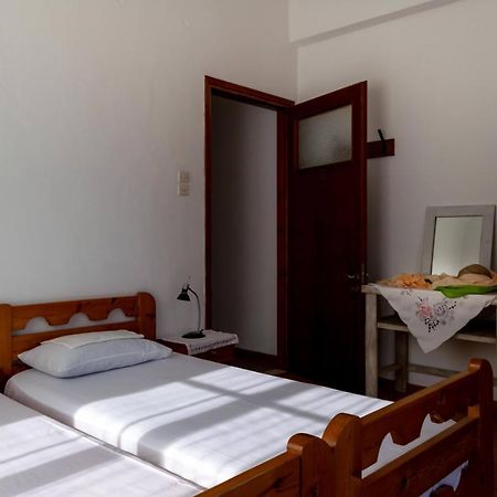 Chrysanthi Apartments カルダミリ エクステリア 写真