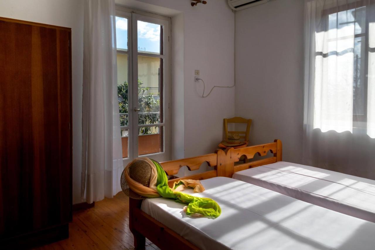 Chrysanthi Apartments カルダミリ エクステリア 写真